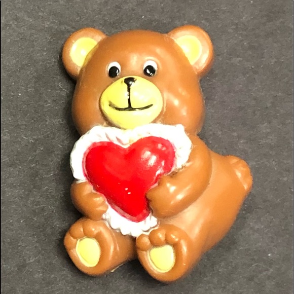 “I ❤️ U” Russ Bear pin - Picture 2 of 4